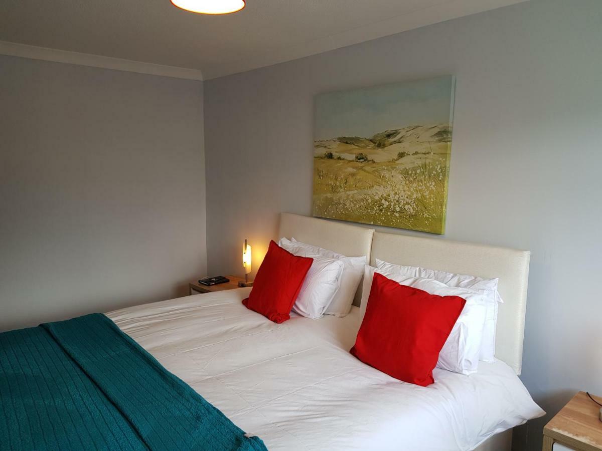 Penllech House - Huku Kwetu Notts - 3 Bedroom Spacious Lovely And Cosy With A Free Parking- Affordable And Suitable To Group Business Travellers Nottingham Exterior foto